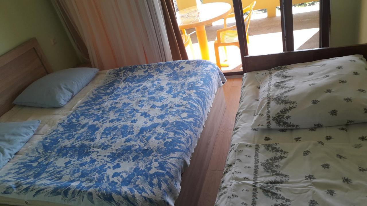 Guesthouse Maria Sarpi Bagian luar foto