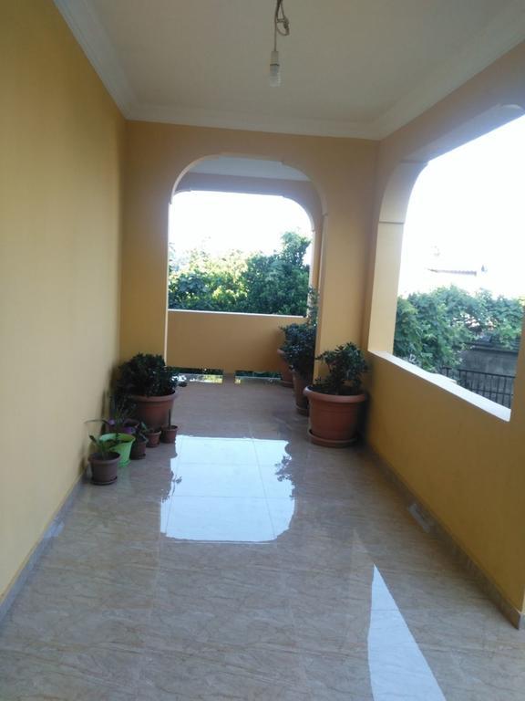Guesthouse Maria Sarpi Bagian luar foto
