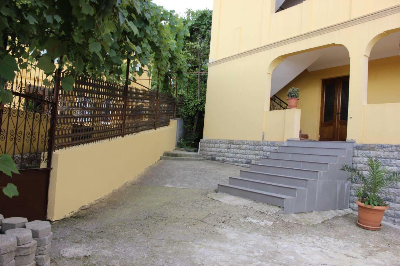 Guesthouse Maria Sarpi Bagian luar foto